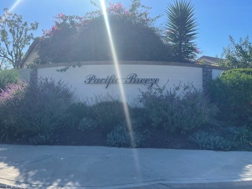 175 Plumosa St, Oceanside, CA 92058-7971