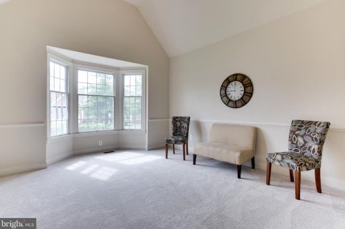 5594 Tucson Ct, Haymarket VA  20169-3145 exterior