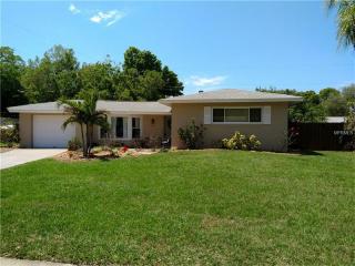 2715 Heather Pl, Sarasota, FL 34235-8016