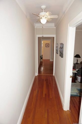 622 Pelhamdale Ave, New Rochelle NY  10803-2822 exterior