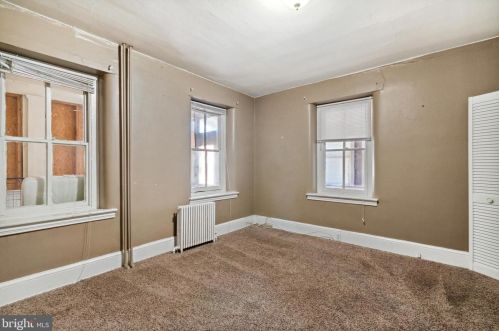 314 Derstine Ave, Lansdale PA 19446-3536 exterior