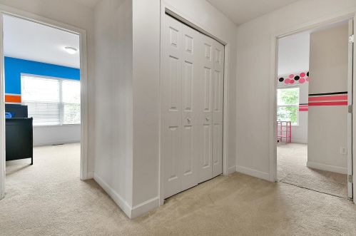 447 Stone Shadow Dr, Blacklick OH  43004-8305 exterior