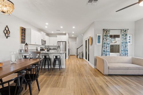 904 Moody Slough Rd, Winters, CA 95694-2319
