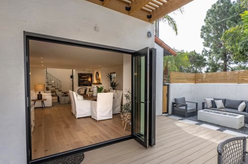 4215 Dawes St, San Diego CA  92109-4158 exterior