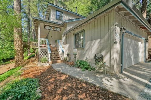 6153 Bucktail Ln, Pacific House, CA 95726-9414