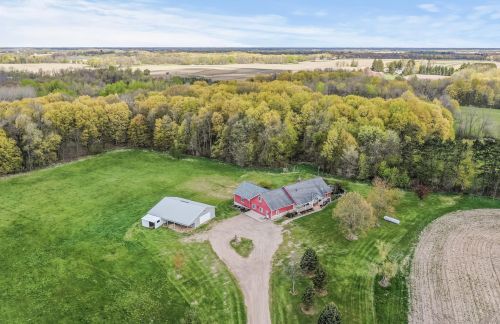 1003 397th Ave, Stanford, MN 55080-3411