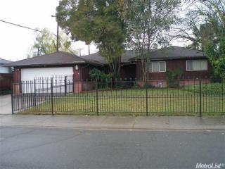 7054 Tamoshanter Way, Sacramento, CA 95822-4338
