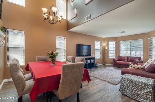 18177 Westpark Blvd, Sun City AZ  85388-6624 exterior