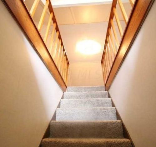 35 Lincoln Ave, London OH  43140-1579 exterior