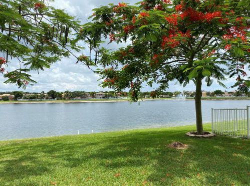 3344 Turtle Cv, West Palm Beach FL  33411-6470 exterior