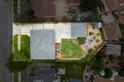 6654 Turnergrove Dr, Lakewood CA  90713-2752 exterior