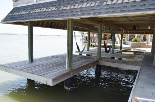 534 Paradise, Galveston TX  77554-6189 exterior