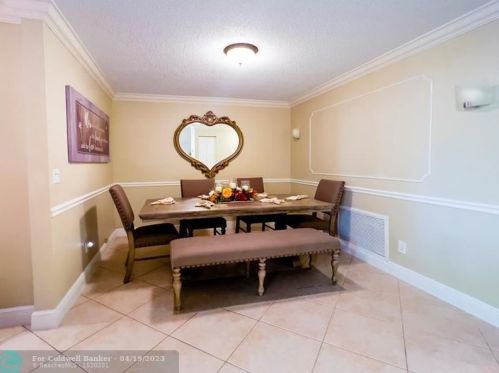 2937 179 Ave, Hollywood FL 33029-1602 exterior