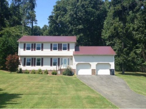 213 Montsweag Ct, Kingsport, TN 37664-5715