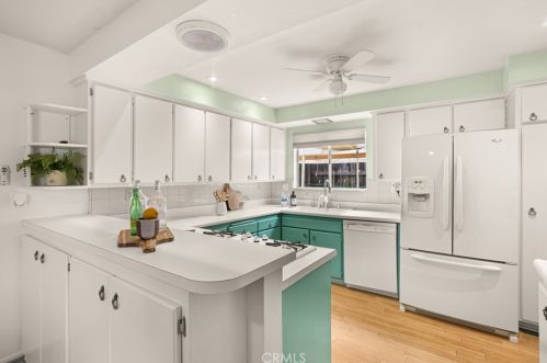 23625 Canerwell St, Santa Clarita, CA 91321-3711