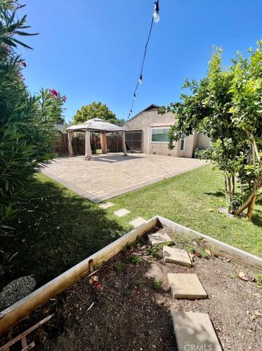 5516 Fulton Ave, Van Nuys CA  91401-5332 exterior