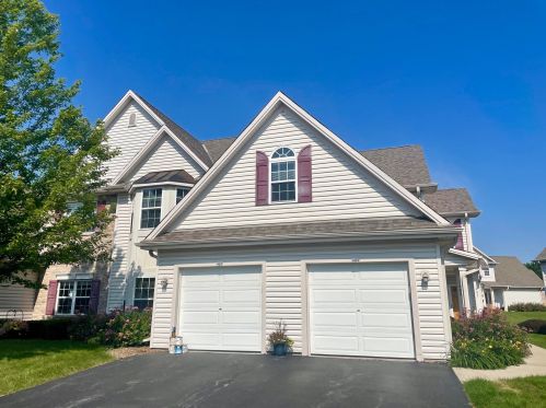 489 Cedar Ct, Slinger, WI 53086-9061
