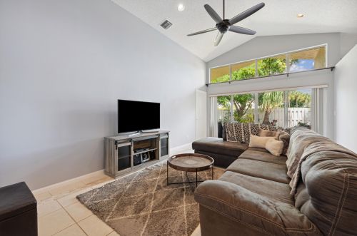 1361 Fairfax Cir, Boynton Beach, FL 33436-8614