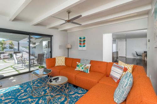 8313 Crestwood Way, Scottsdale AZ  85250-7313 exterior