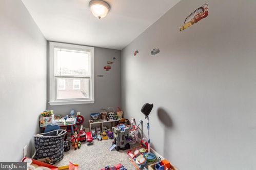 231 Spruce St, Manor PA 19036-1019 exterior