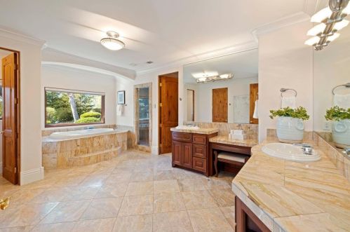 9642 Sterling Pointe Ct, Loomis CA  95650-7120 exterior