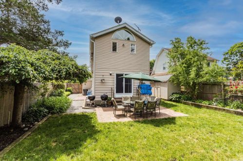 57 Grand Pl, Elwood NY  11731-3019 exterior