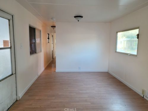 510 Roberts Ln, Bakersfield, CA 93308-4767