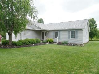 7933 Sportsman Club Rd, Johnstown, OH 43031-9133