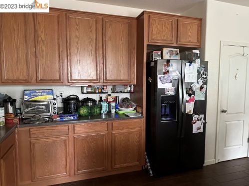 275 American Farms Ave, Lathrop, CA 95330-8651