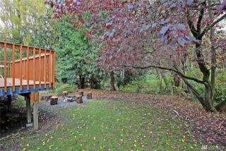 16305 48 Pl, Edmonds WA  98026-4815 exterior
