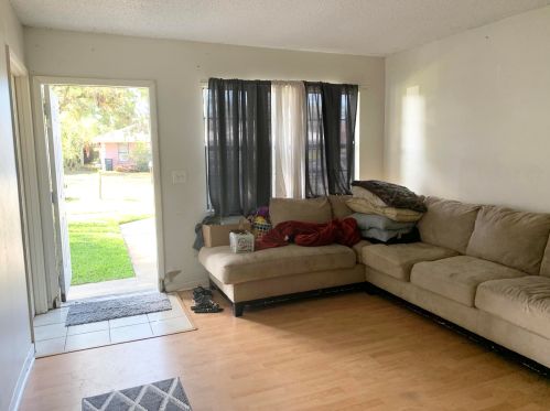 1015 Staghorn St, West Palm Beach, FL 33414-8570