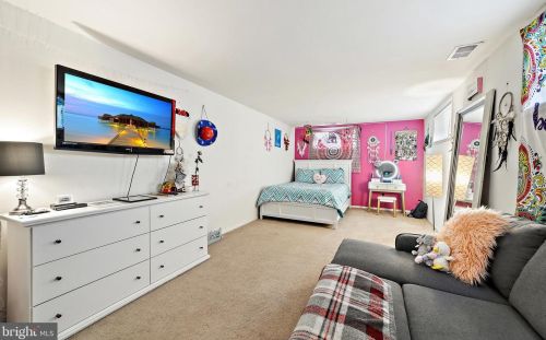 2506 Yellowstone Rd, Riverton NJ  08077-3164 exterior