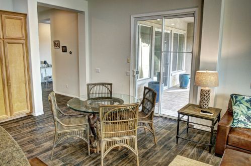 43708 Parkway Esplanade, La Quinta CA  92253-4099 exterior