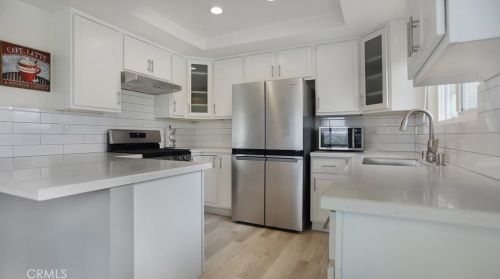 436 Victoria Pl, Vista CA  92084-4427 exterior