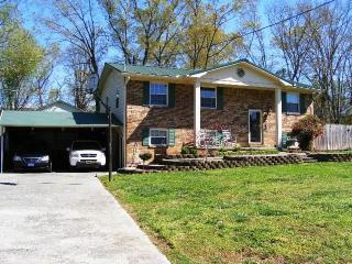 3515 Emerson Dr, Cleveland TN  37323-7440 exterior