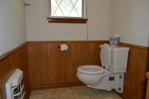 2511 Burnett Dr, Greenville TX  75402-7331 exterior