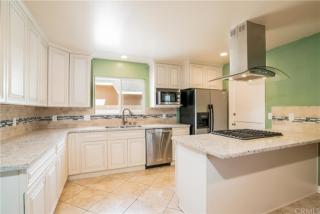 1683 Palais Rd, Anaheim, CA 92802-2106