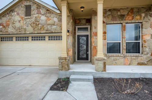 137 Briar Park Dr, Georgetown TX  78626-7344 exterior