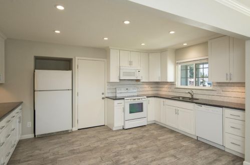 498 Cloverland Way, Valley Home CA 95361-2604 exterior