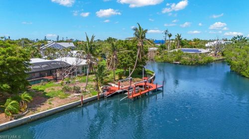 924 Kings Crown Dr, Sanibel, FL 33957-4908