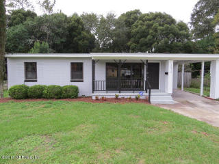 10210 Elmhurst Dr, Jacksonville, FL 32218-5417