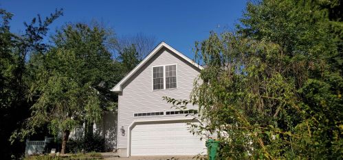 754 Portland St, Rochester, NH 03868-8414