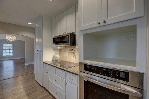 2006 Main St, Georgetown TX 78626-5047 exterior