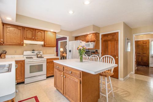 15677 Luminaire Ct, Mishawaka IN  46545-1578 exterior