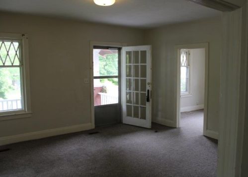 573 Main St, Wilmington OH  45177-2122 exterior