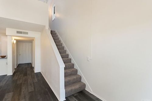 67 Lemon Grv, Irvine CA 92618-4510 exterior