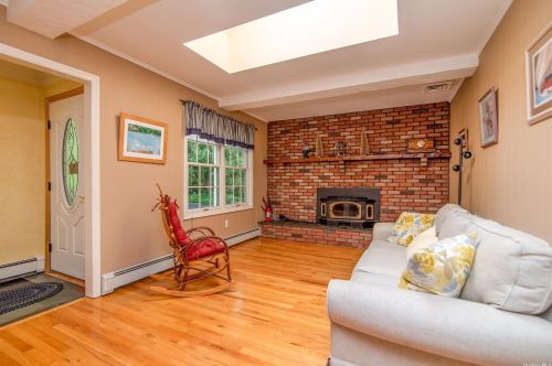 22 Little Harbor Rd, Mount Sinai NY  11766-1208 exterior