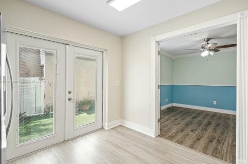 11728 12th St, Hollywood FL  33026-3841 exterior