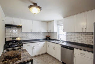 4738 Montrose Ave, Milwaukee, WI 53219-2301
