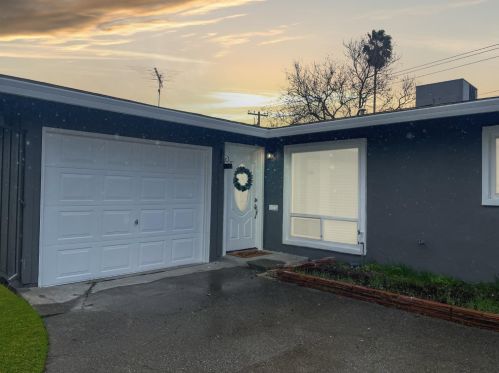 6541 Stoneman Dr, North Highlands, CA 95660-3855